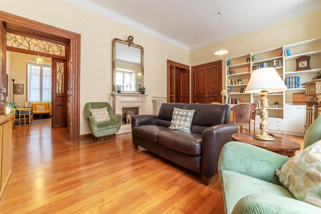 Termini Central And Elegant Apartment Рим Экстерьер фото